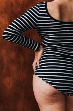 Make My Lemonade BODY HUGO RAYURES NAVY< Bodys