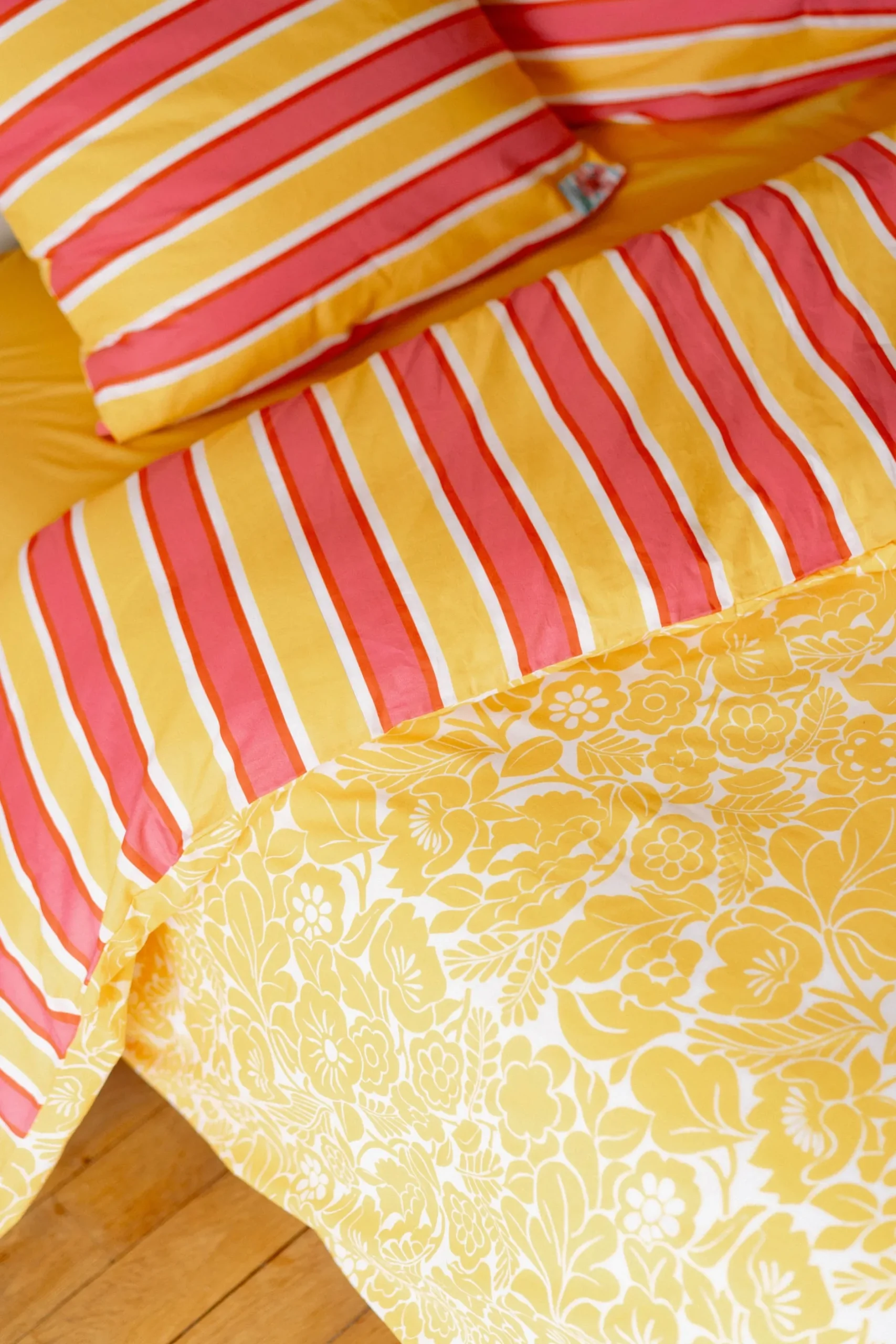 Make My Lemonade HOUSSE ABIGAIL ANEMONE YELLOW< Le Linge