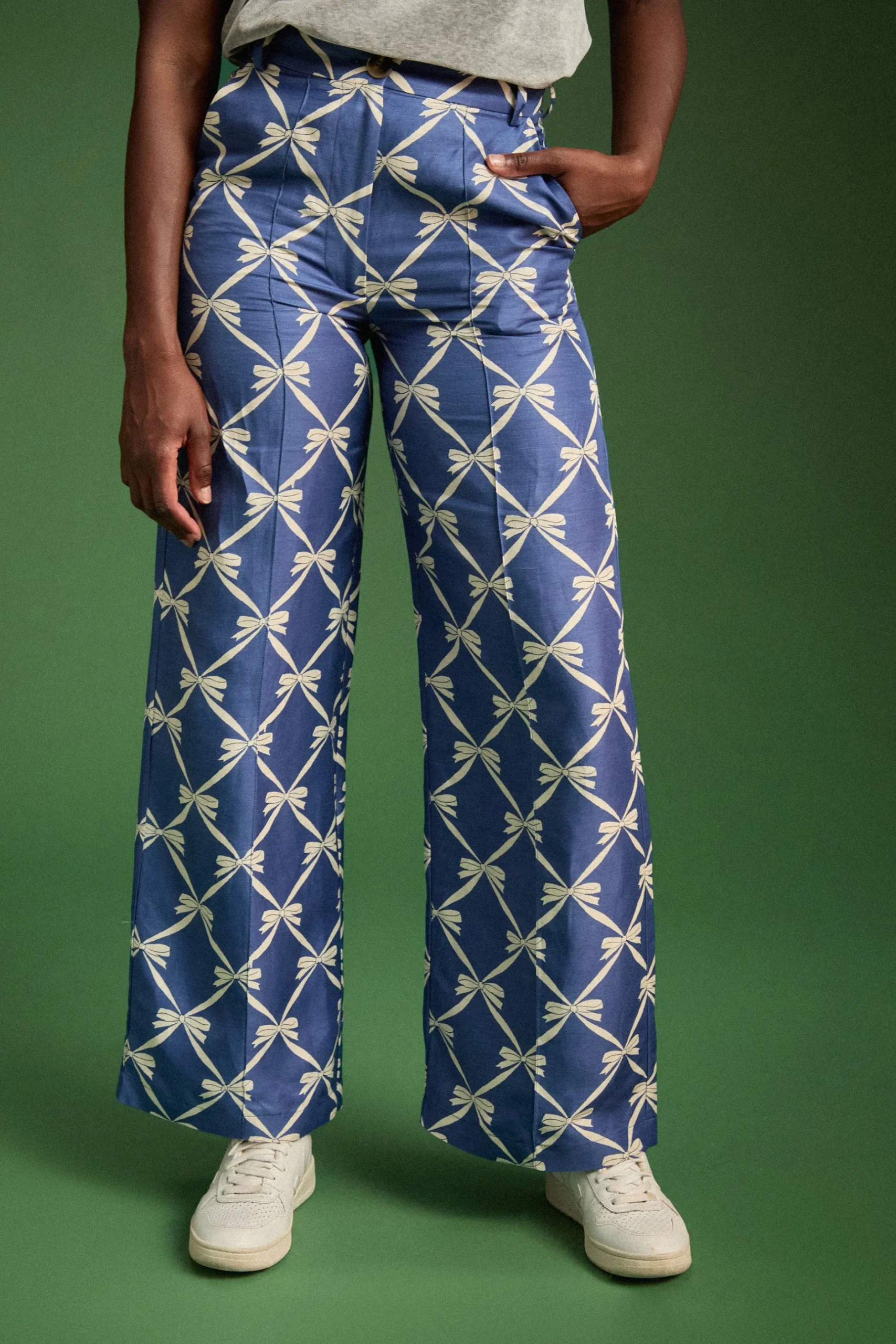 Make My Lemonade PANTALON KARL RUBAN BLEU< Pantalons